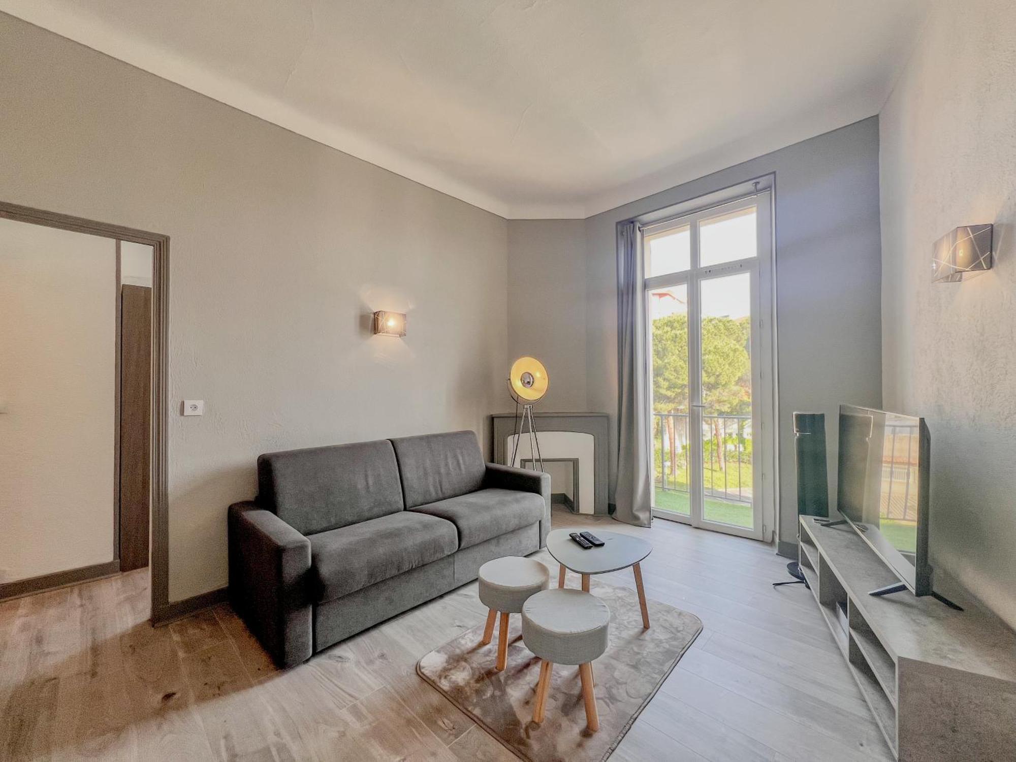 - Centre Pour 2 Personnes Villa *